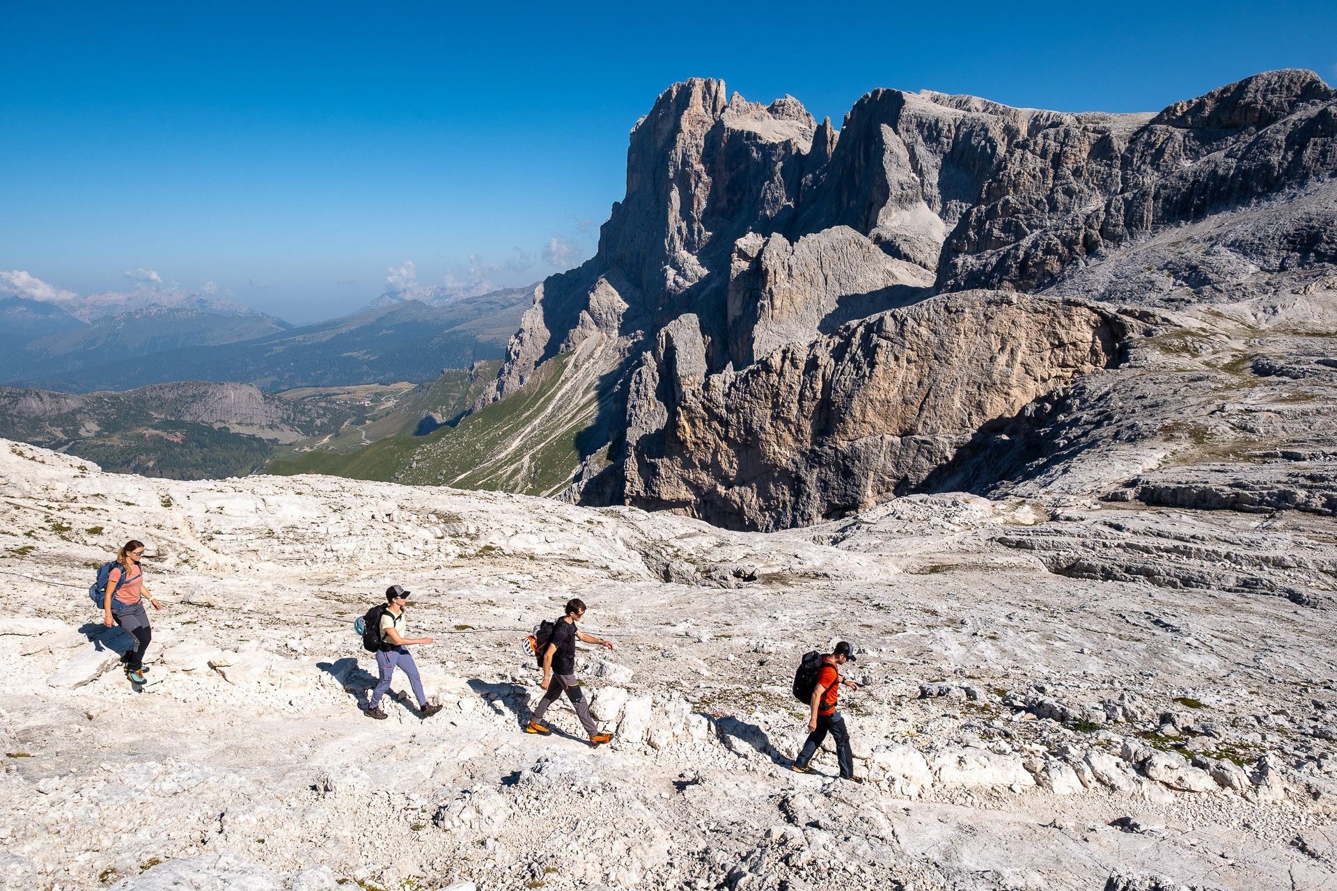 HH-S26-TREKKING-resize-001